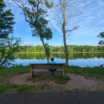 Resting along Windsor Locks Canal (Instagram@hoymarc)